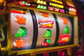 slot games - এ জয়ের আনন্দ উদযাপন করছেন একজন বাংলাদেশি খেলোয়াড়